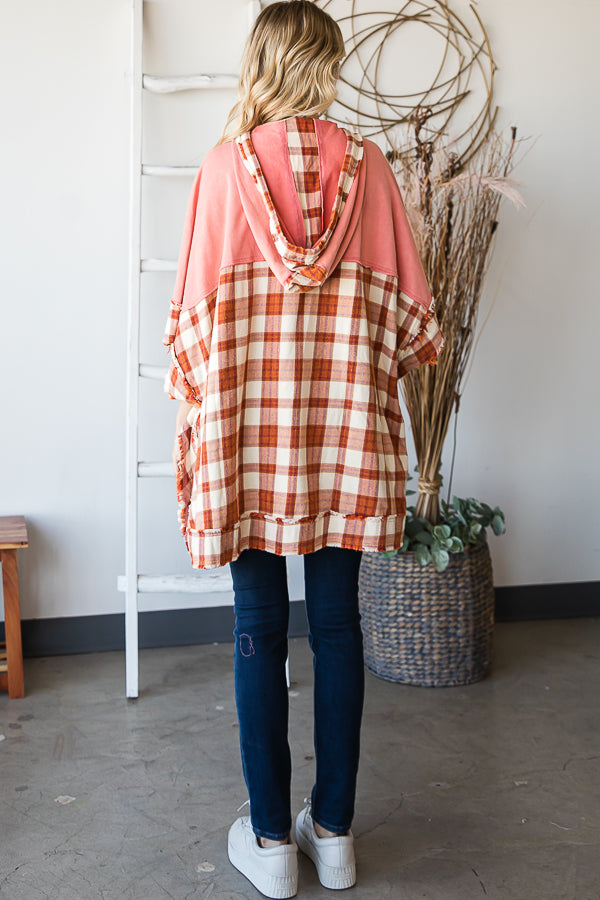 WASHED PLAID HOODED BUTTON PULLOVER PONCHO