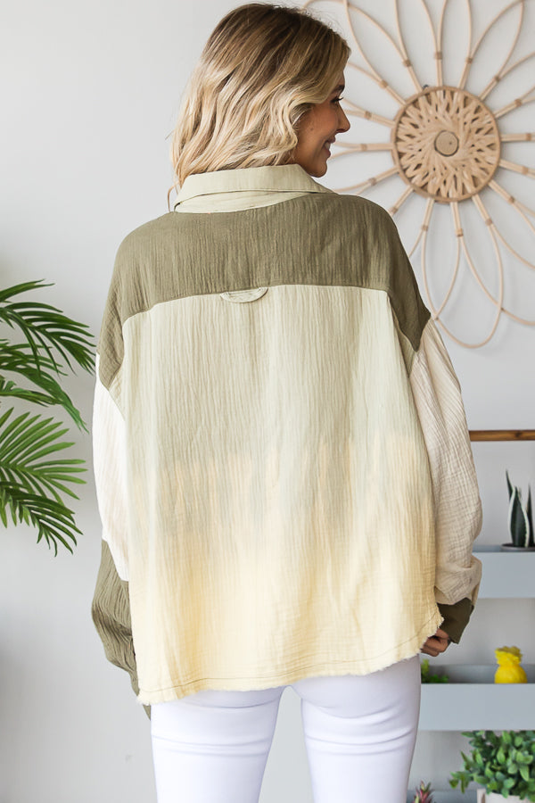 WASHED COLORBLOCK BUTTON DOWN SHIRT