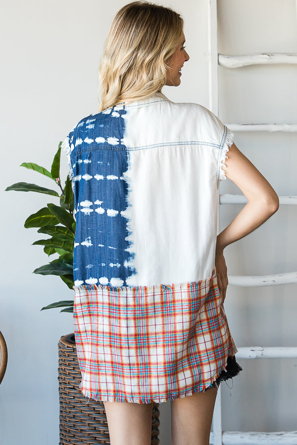 WASHED PLAID MIX FRONT POCKETS SLEEVELESS SHIRT