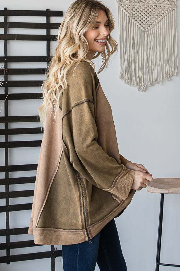 WASHED COLORBLOCK BOXY PULLOVER KNIT TOP