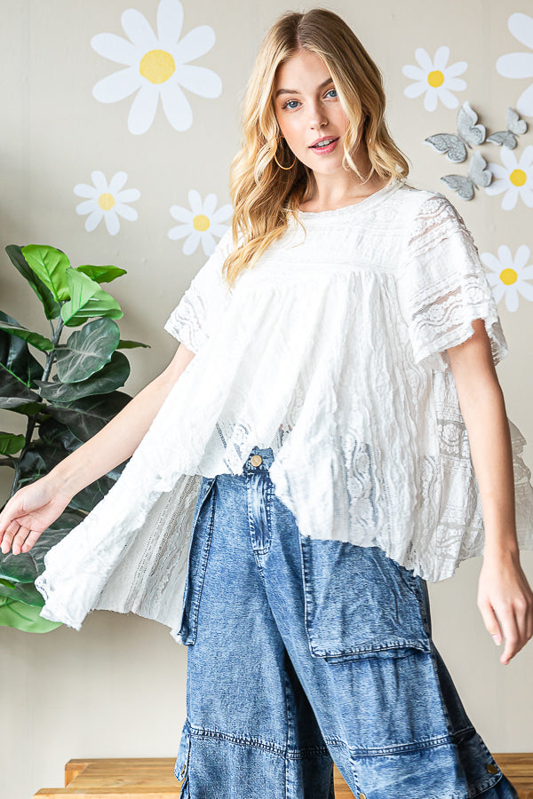 ASYMMETRICAL HEM LACED SHORT SLEEVE TOP