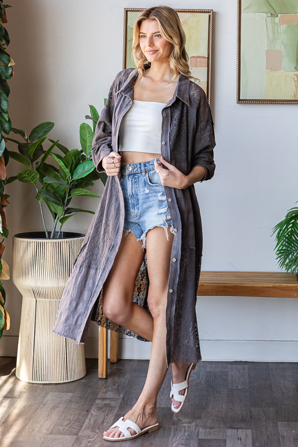 WASHED LACE PATCHWORK BUTTON UP OVERSIZED SHIRT