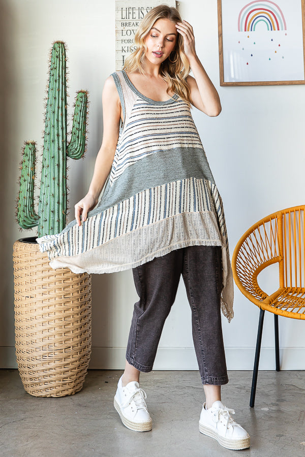 WASHED STRIPED DETAIL SHARKBITE HEM TANK TOP