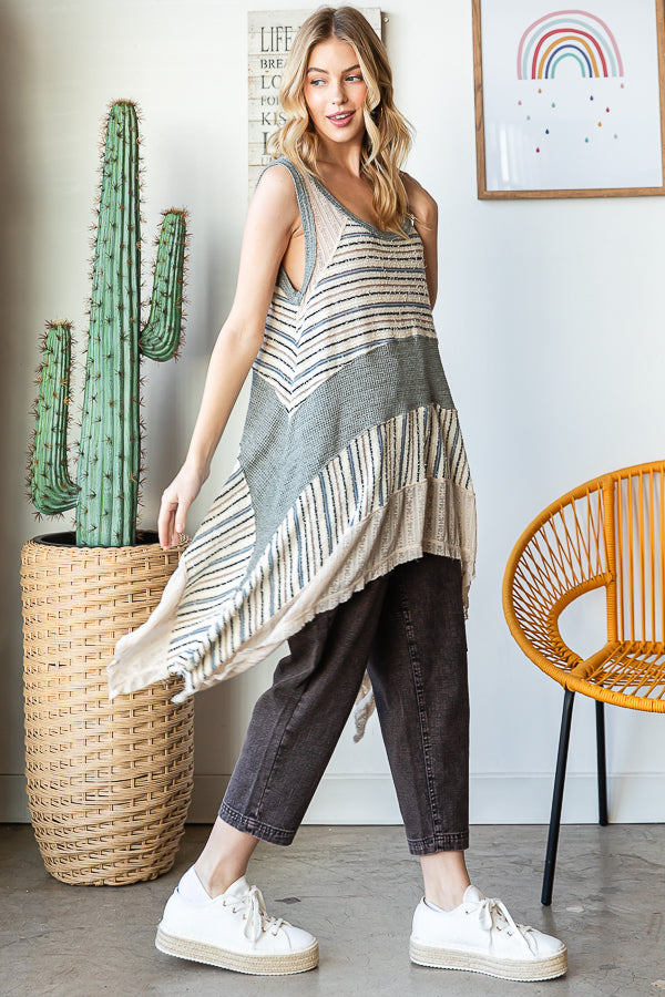 WASHED STRIPED DETAIL SHARKBITE HEM TANK TOP