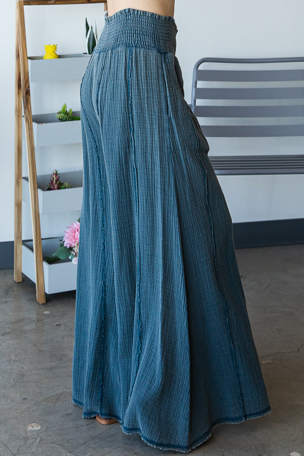 MINERAL WASHED SMOCKED WAIST BAND WIDE LEG PANTS