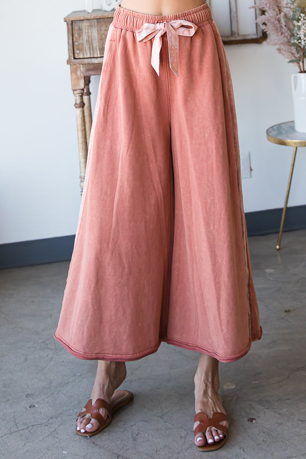 MINERAL WASHED WIDE LEG PANTS