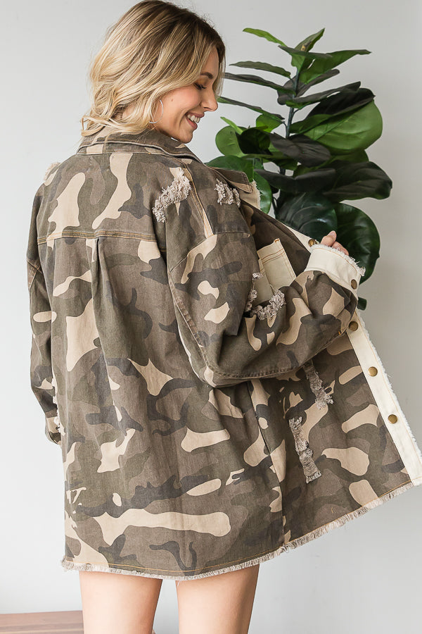 DISTRESSED ARMY PRINTED SHIRT JACKET