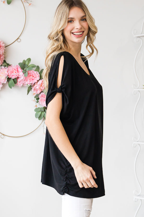 COLD SHOULDER ROUND NECK KNIT TOP