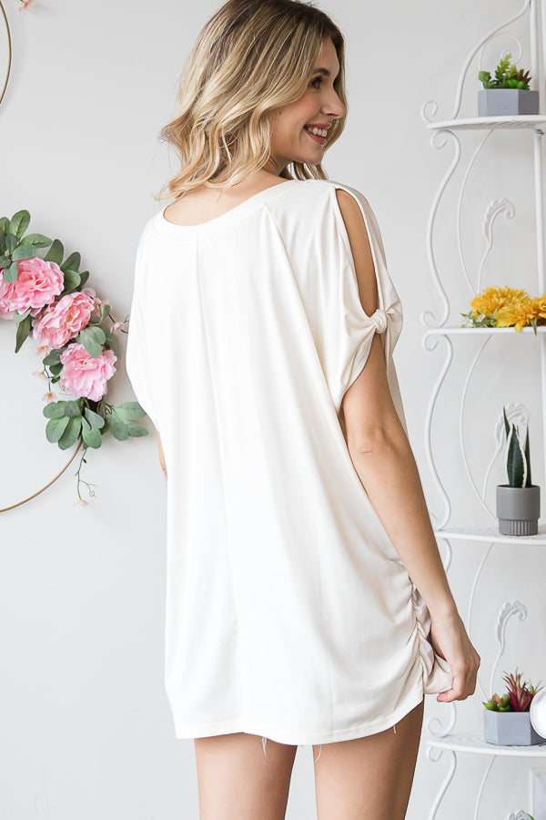 COLD SHOULDER ROUND NECK KNIT TOP