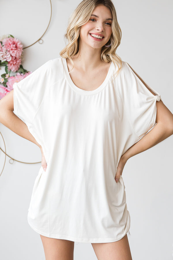 COLD SHOULDER ROUND NECK KNIT TOP