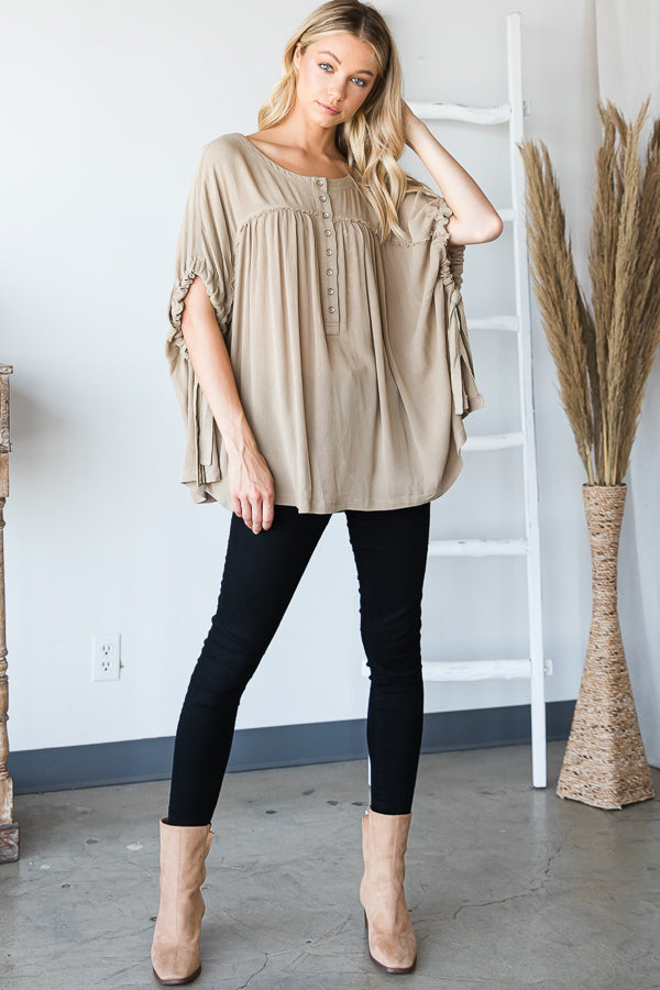 BUTTON FRONT SHIRRING DETAIL BATWING OVERSIZED TOP