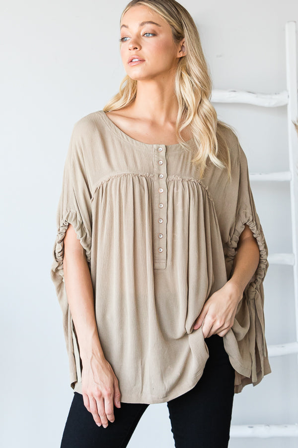 BUTTON FRONT SHIRRING DETAIL BATWING OVERSIZED TOP