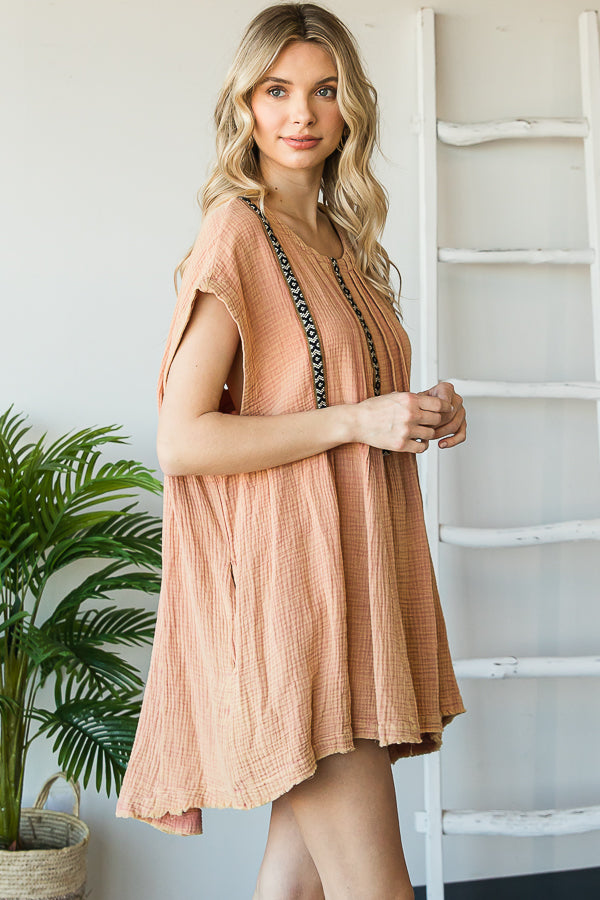 WASHED TAPED DETAIL PLEATED FLARE HEM TUNIC TOP