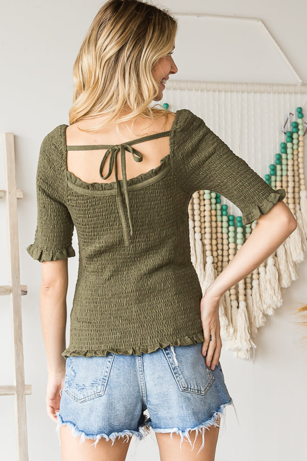 SMOCKED RUFFLE SCOOP NECK SHORT SLEEVE TOP