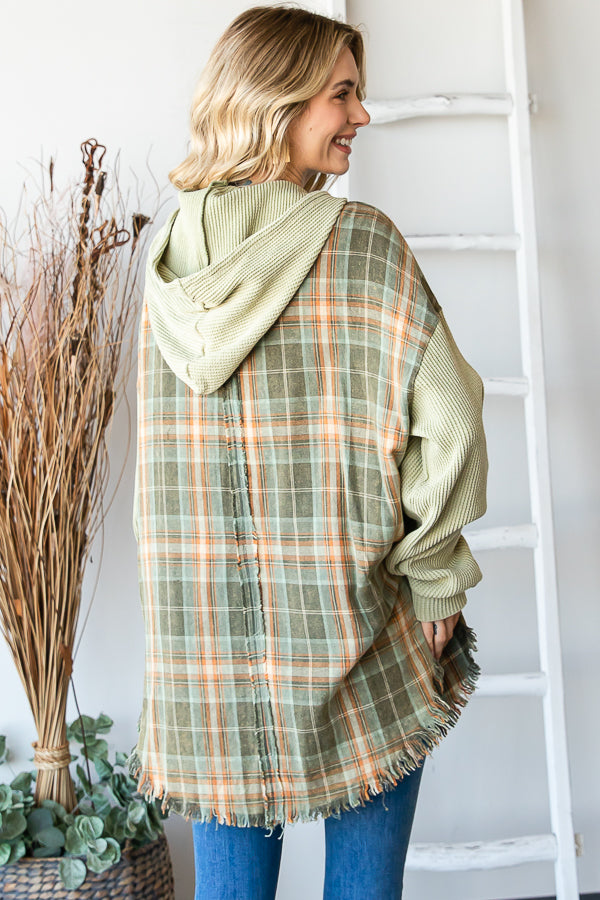 WASHED PLAID HOODED RAW HEM LONG SLEEVE PULLOVER