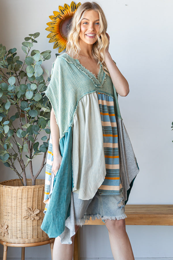 WASHED MIXED MEDIA V NECK POINTED HEM BABYDOLL TOP