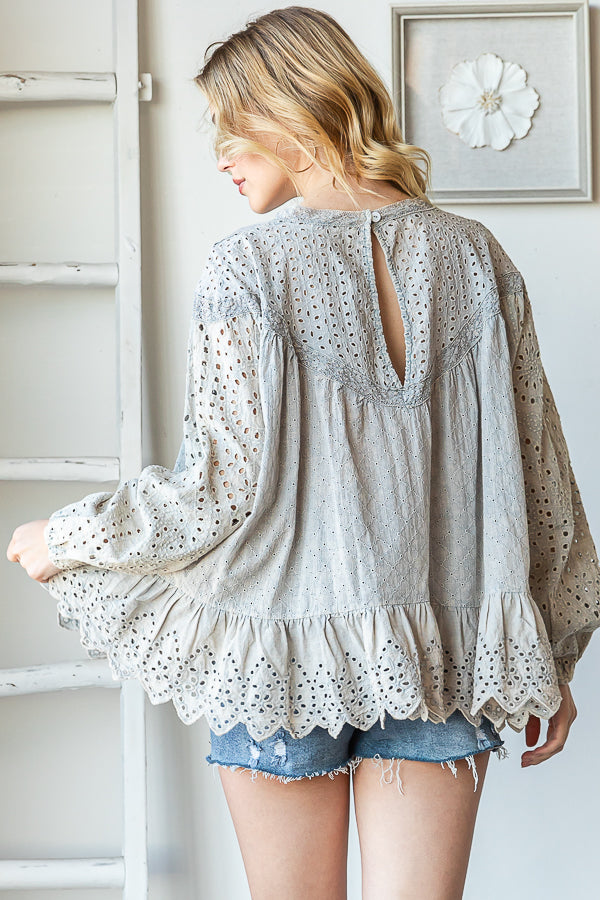 WASHED RUFFLE HEM BABYDOLL EYELET TOP