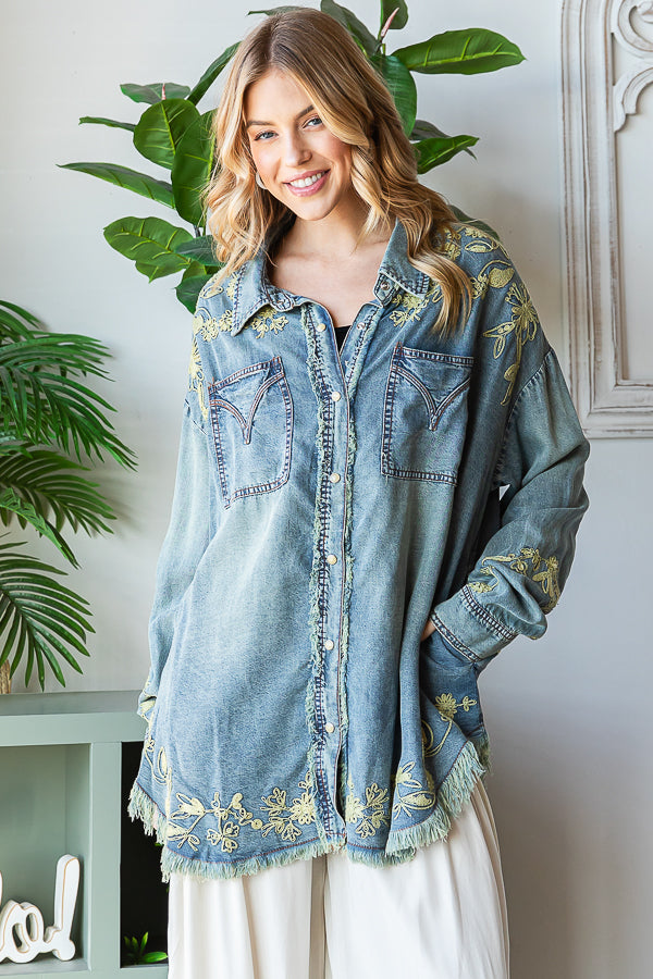 WASHED EMBROIDERED BUTTON FRONT SHIRT