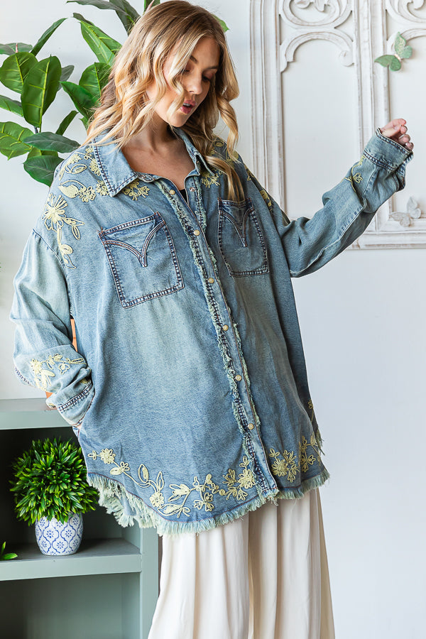 WASHED EMBROIDERED BUTTON FRONT SHIRT
