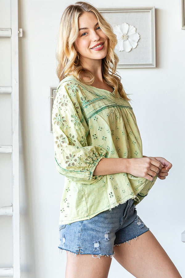 WASHED V NECK DOLMAN SHORT SLEEVE EYELET TOP