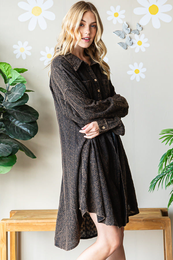 WASHED TEXTURED COLLAR BUTTON DOWN LONG SHIRT