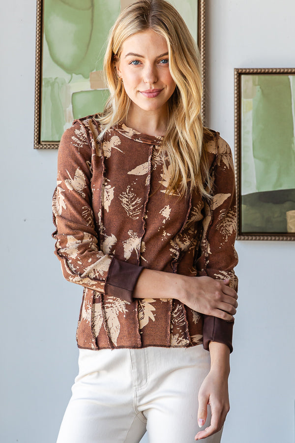 LEAF PRINTED SEAM EXPOSED LONG SLEEVE KNIT TOP