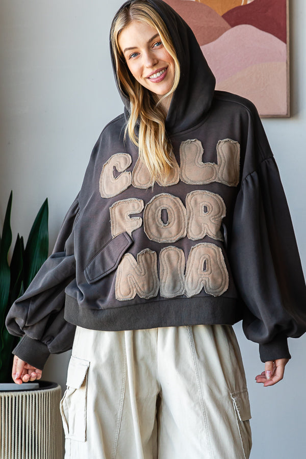 CALIFORNIA LETTERING HOODED BALLOON SLEEVE TOP