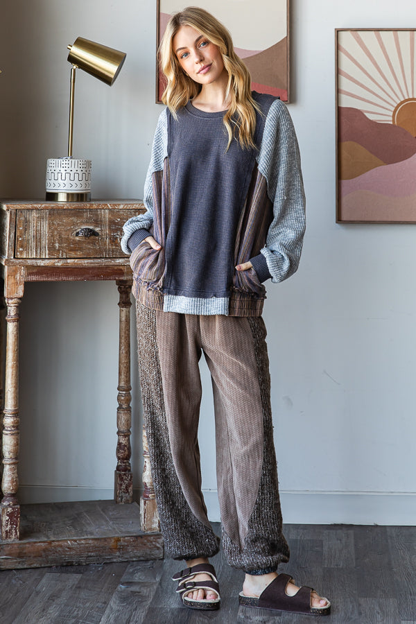 WASHED COLORBLOCK MIXED MEDIA PULLOVER KNIT TOP