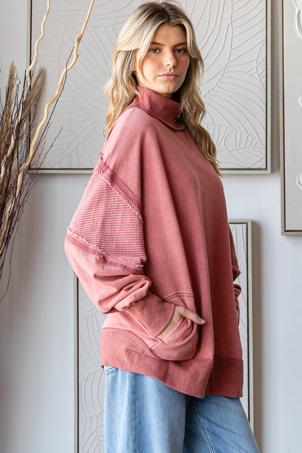 MINERAL WASHED FUNNELNECK LONG SLEEVE PULLOVER TOP