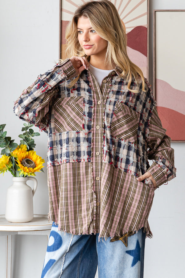 WASHED PLAID DISTRESSED DETAIL BUTTON DOWN SHIRT