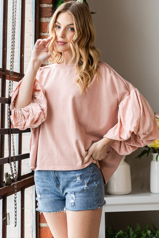 WASHED BUBBLE SHORT SLEEVE KNIT TOP