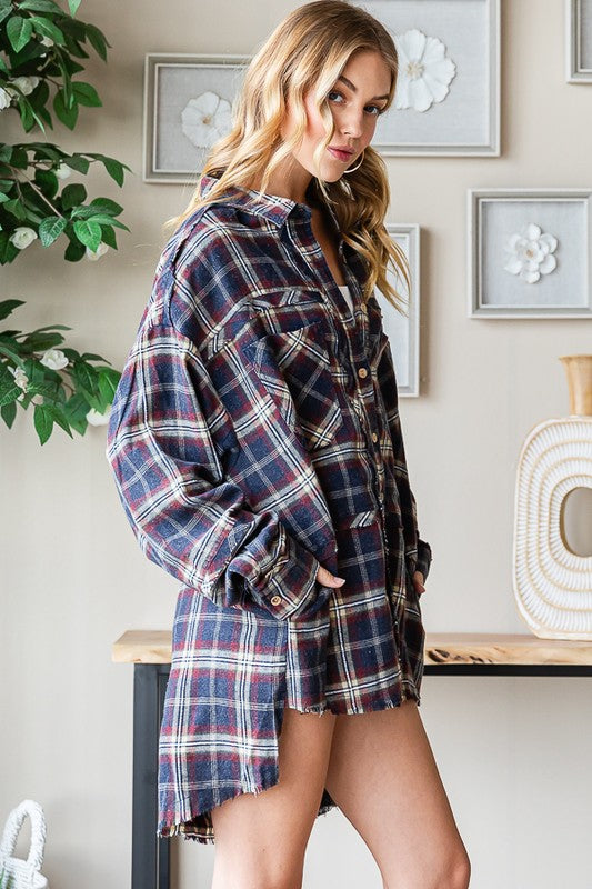 WASHED HI LOW HEM POCKETS PLAID SHIRT