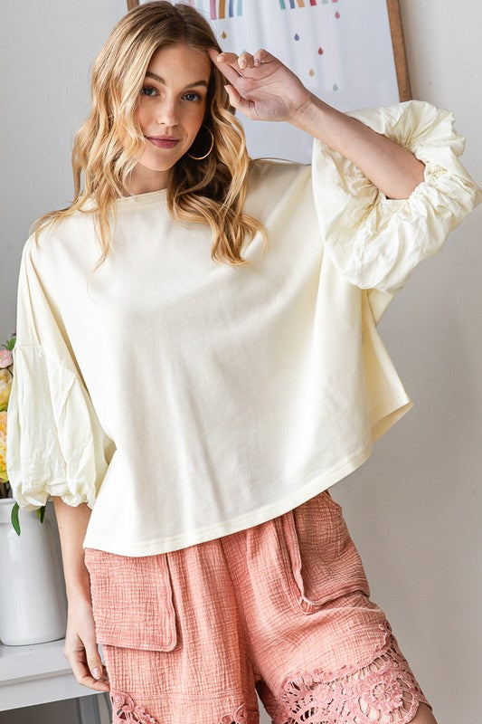 WASHED BUBBLE SHORT SLEEVE KNIT TOP
