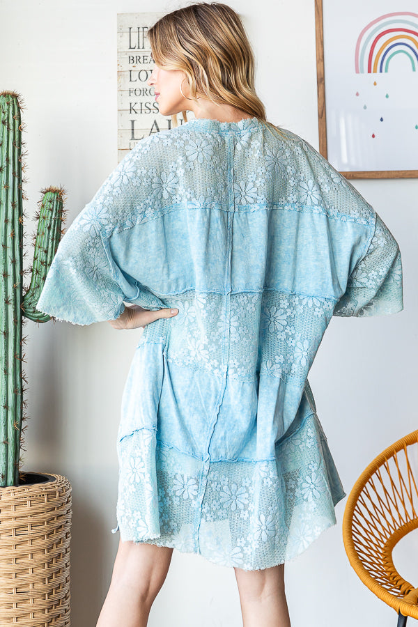 LACE MIX MEDIA SHORT SLEEVE FRAYED HEM BOXY TOP