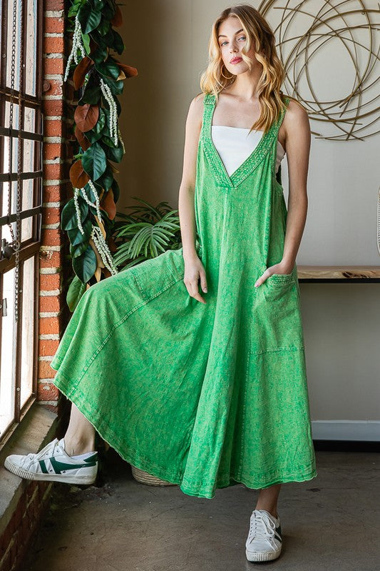 WASHED SLEEVELESS FRONT POCKET WIDE LEG ROMPER