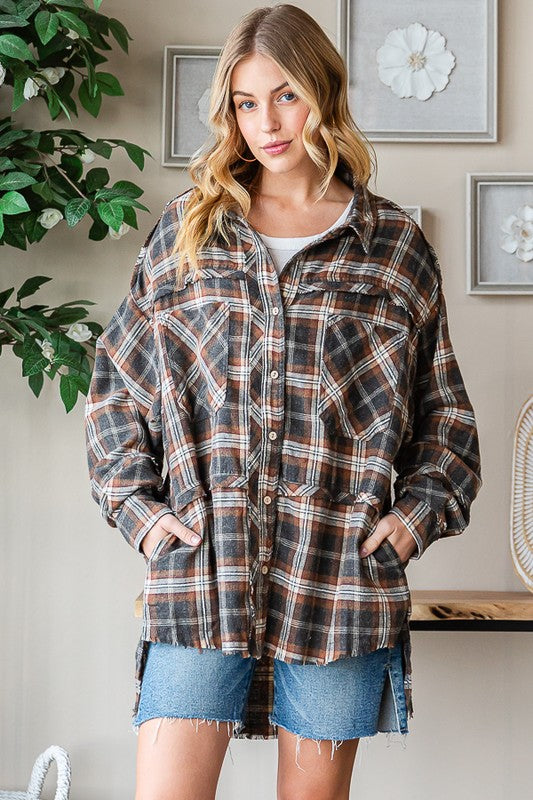 WASHED HI LOW HEM POCKETS PLAID SHIRT