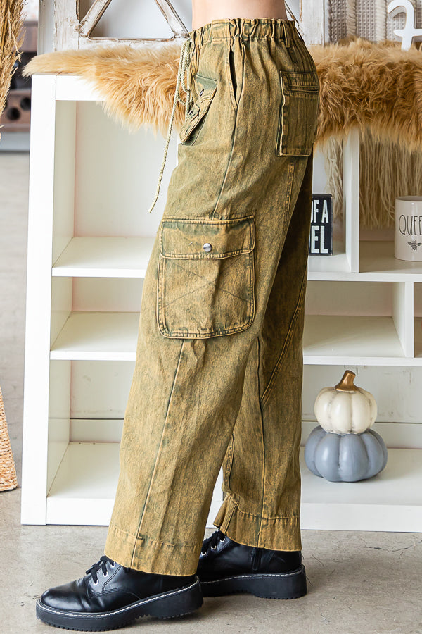 MINERAL WASHED DRAWSTRING WAIST CARGO PANTS