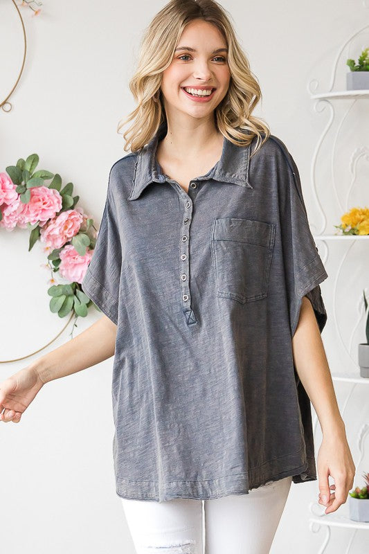 WASHED COLLARED V NECK SHORT SLEEVE OVERSIZED TOP