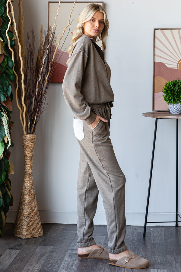 ZIP FRONT NECK CONTRAST BACK POCKET JUMPSUIT