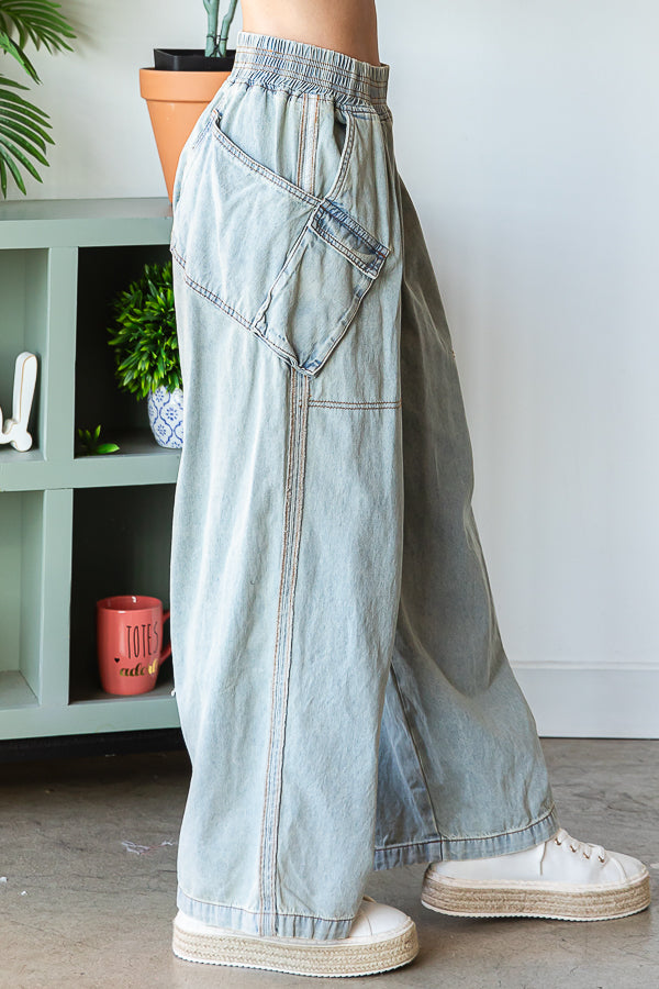 LIGHT WASHED ELASTIC WASIT DENIM CARGO PANTS