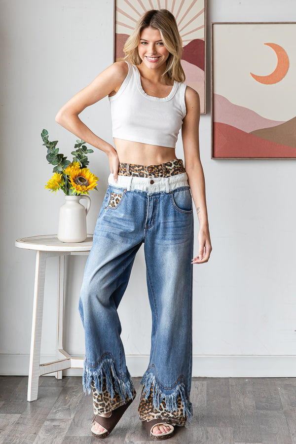 WASHED DOUBLED WAIST WITH FRAYED HEM JEANS