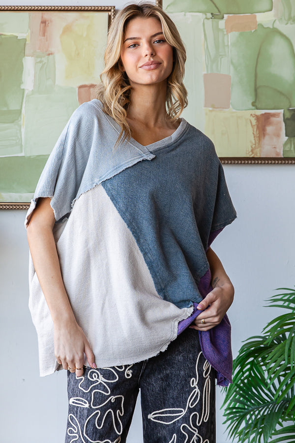 WASHED COLORBLOCK WIDE V NECK SHORT SLEEVE TOP