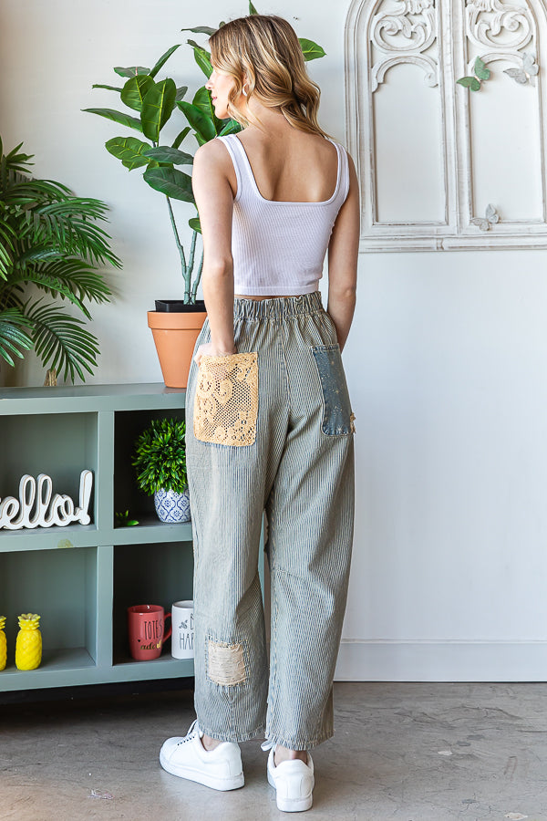 WASHED PATCHWORK DETAIL STRAIGHT LEG DENIM JEANS