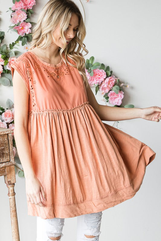 MINERAL WASHED EMBROIDEY PEPLUM TUNIC TOP