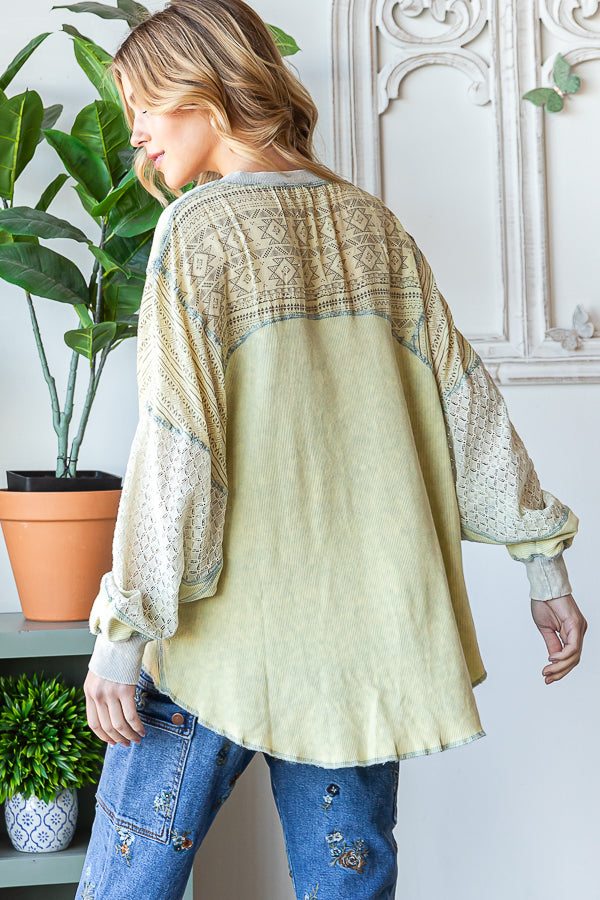 WASHED LACE CONTRAST YOKE LONG SLEEVE TOP