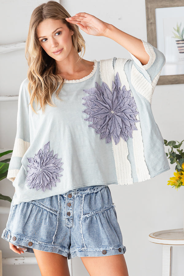 WASHED 3D FLOWER BOXY KNIT TOP