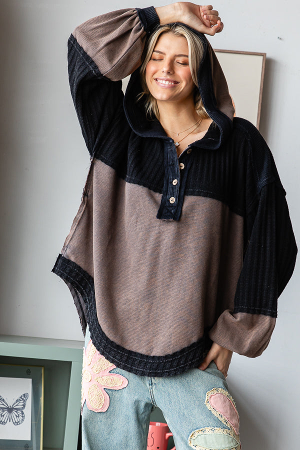 WASHED HENLEY NECK COLORBLOCK TOP HOODED TOP