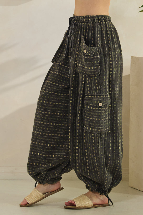 WASHED 3D POCKET FLOWER PATTERN WIDE LEG PANTS