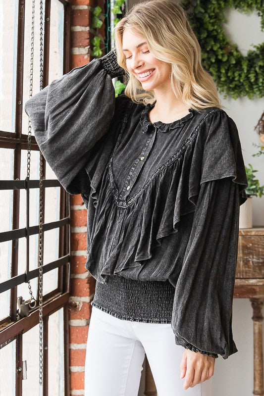 WASHED RUFFLE DETAIL WASHED SMOCKED HEM TOP
