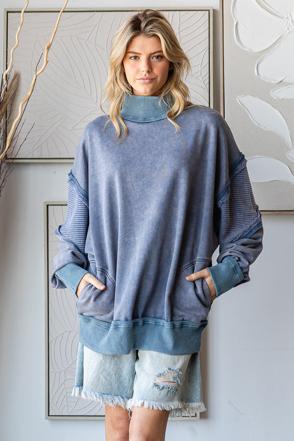 MINERAL WASHED FUNNELNECK LONG SLEEVE PULLOVER TOP